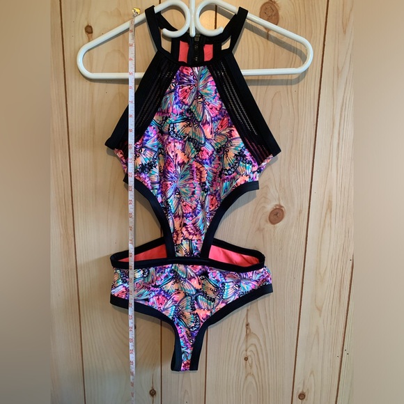 Bodyglove one piece Butterfly Bathingsuit ,high neck zipper back .small - Picture 4 of 14